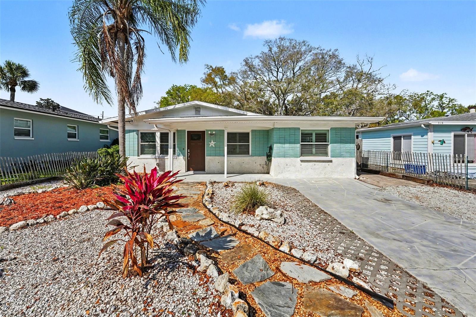 318 Bath Street, FL