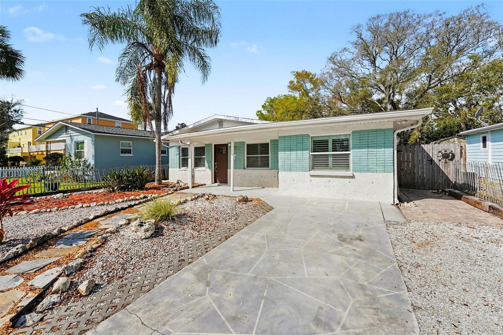 318 Bath Street, FL