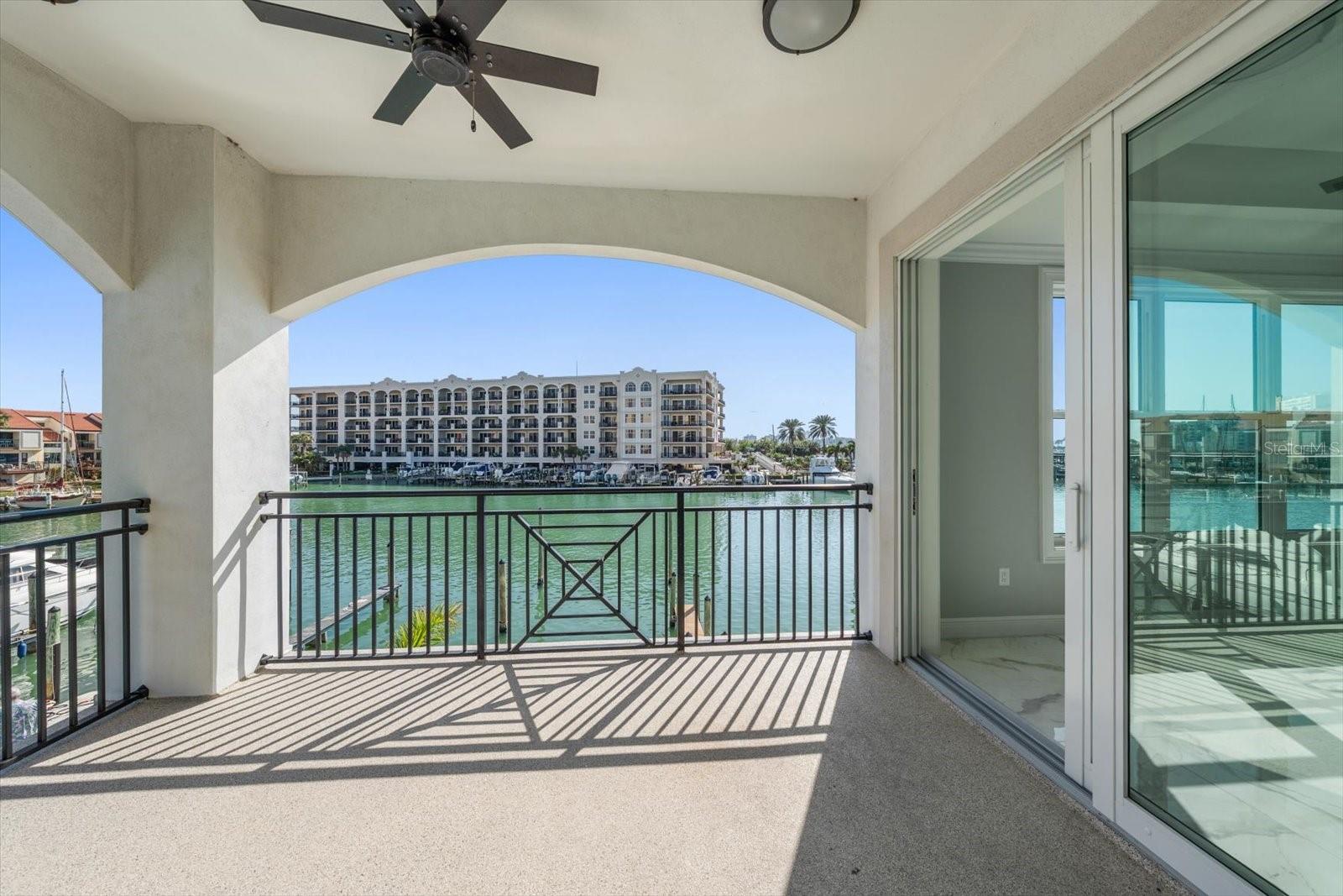 211 Dolphin Point, FL