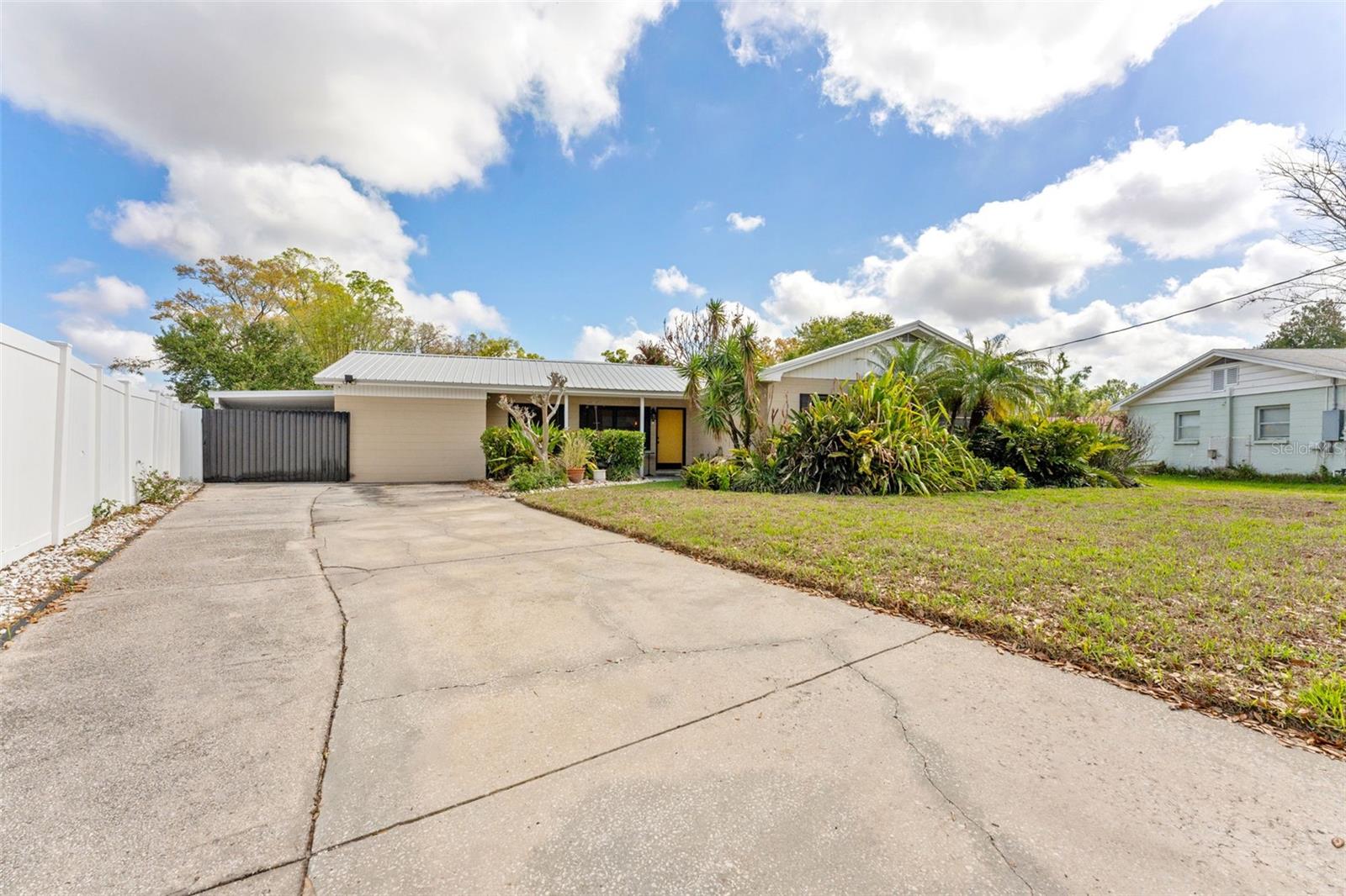 6429 Gomez Avenue, FL
