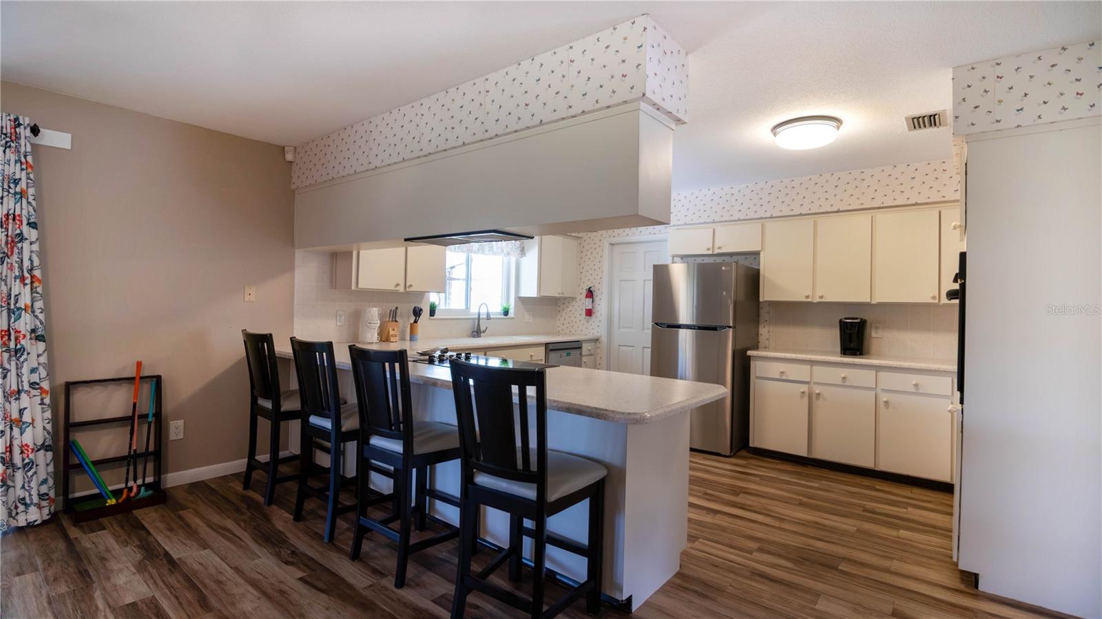 215 Morningside Drive, FL