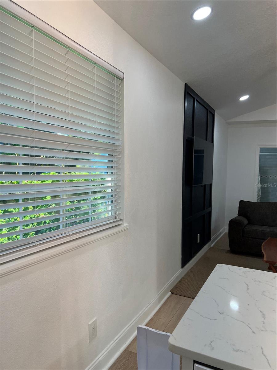 311 Floribraska Avenue, FL