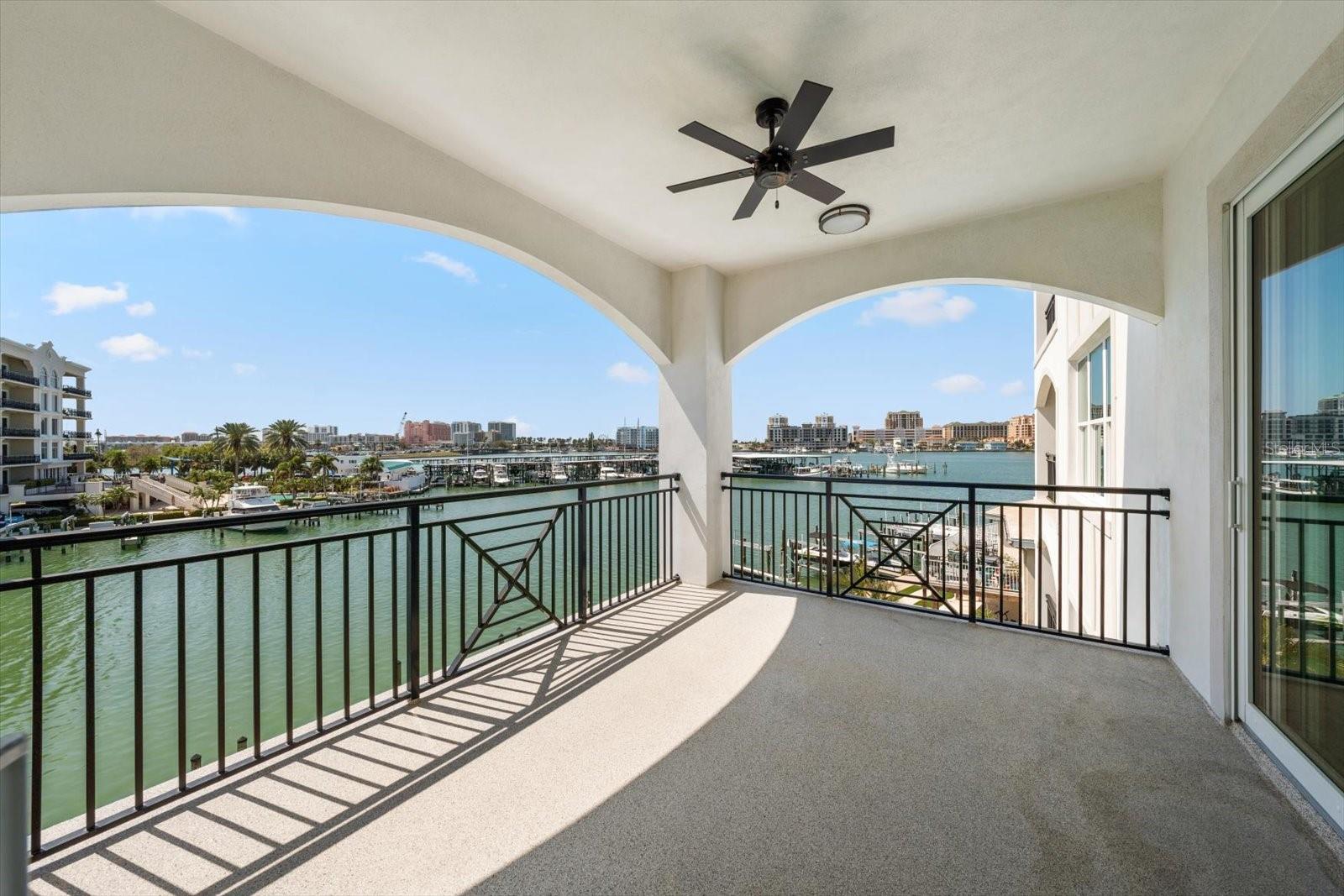 211 Dolphin Point, FL