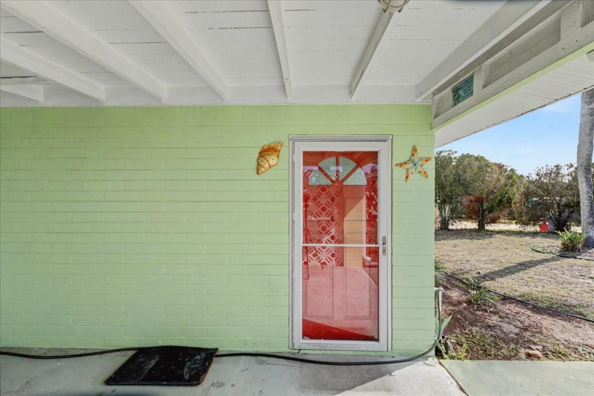 15 Alamanda Drive, FL