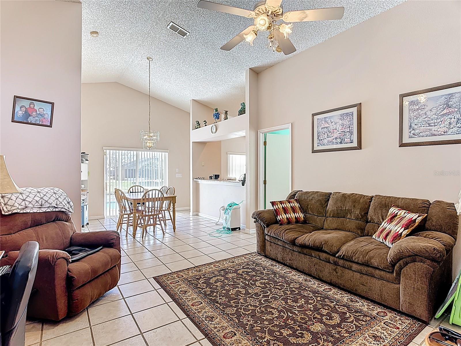 2927 Cool Breeze Circle, FL