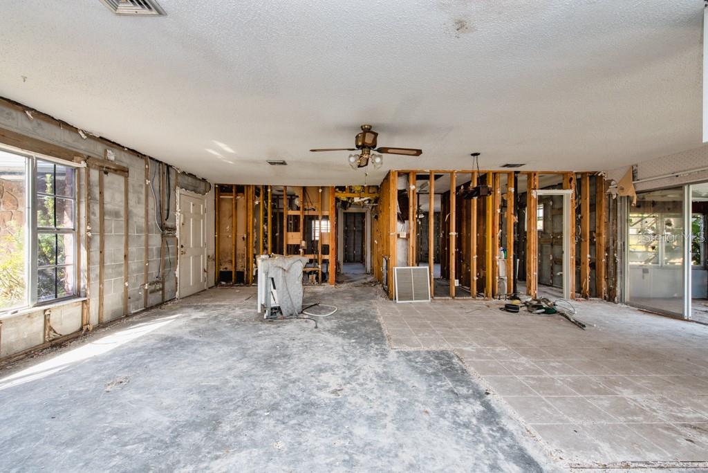8848 Millpoint Road, FL