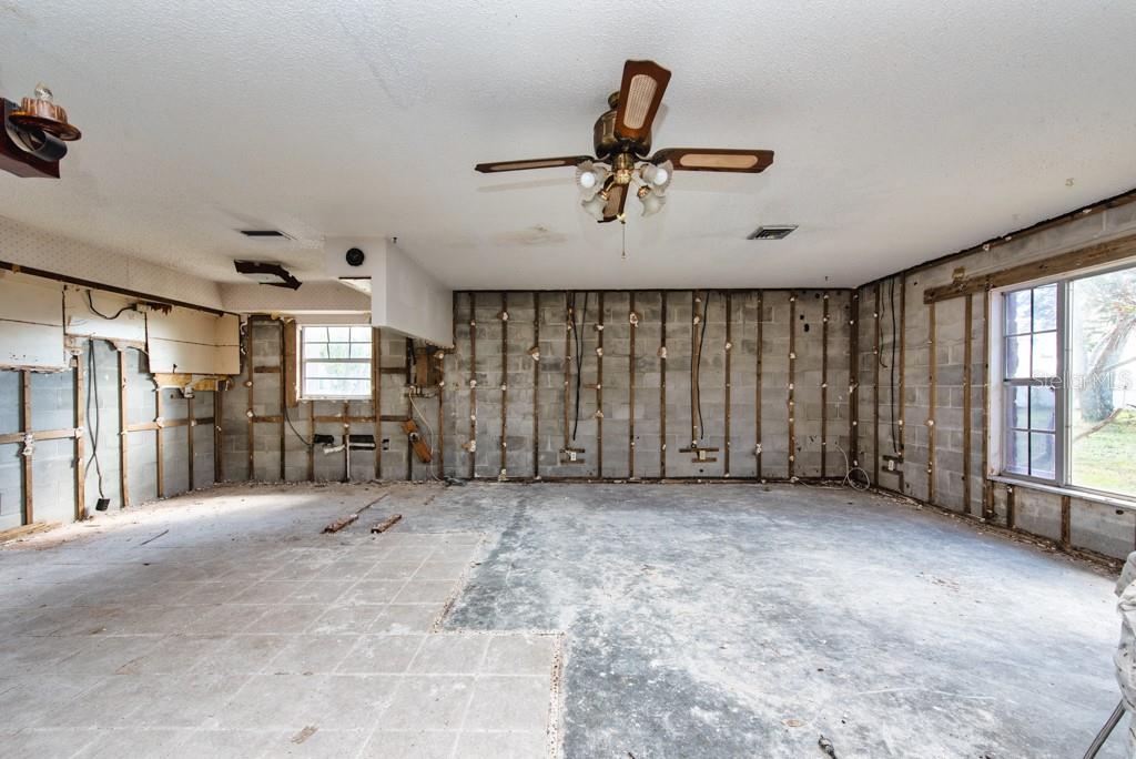 8848 Millpoint Road, FL