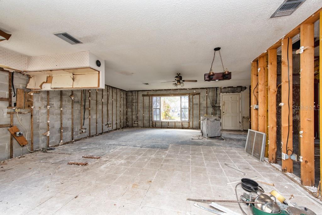 8848 Millpoint Road, FL