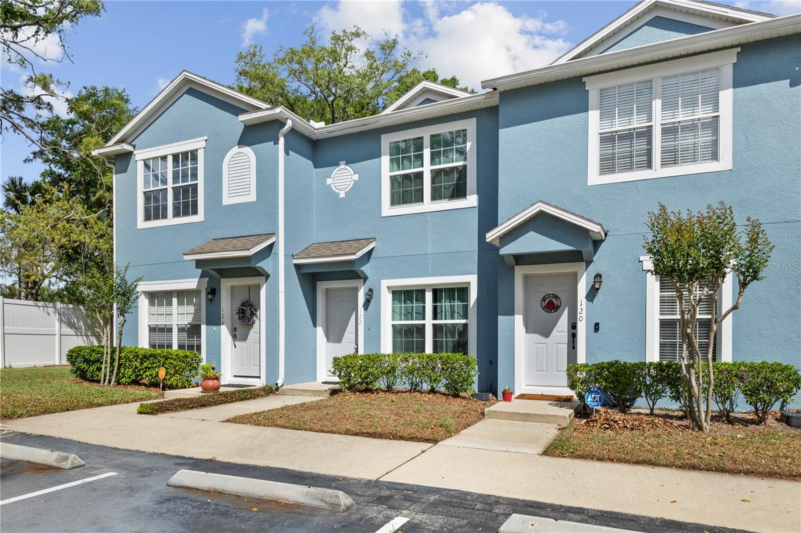 122 Wilton Circle, FL