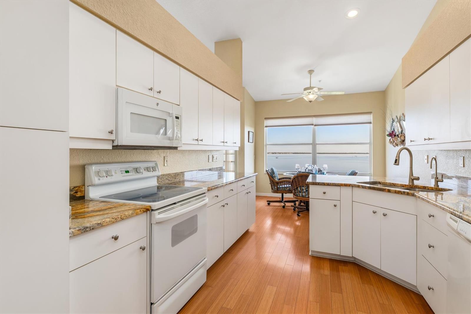 200 Harbor Walk Drive, FL