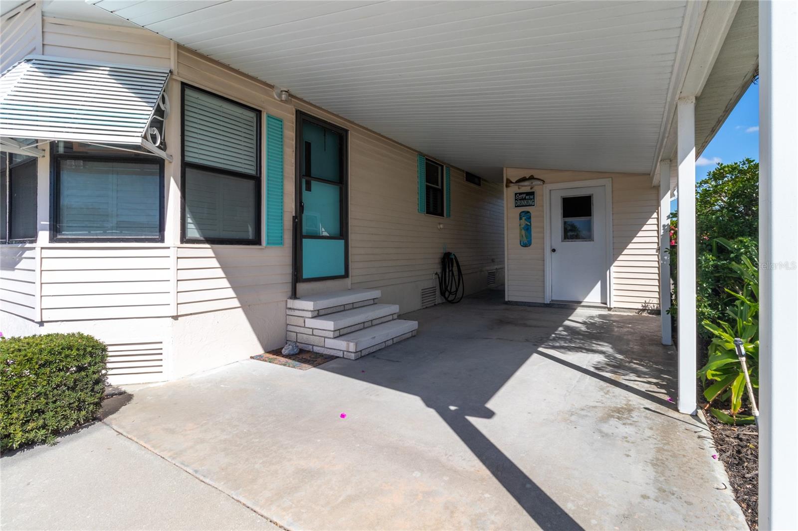148 Nightingale Circle, FL
