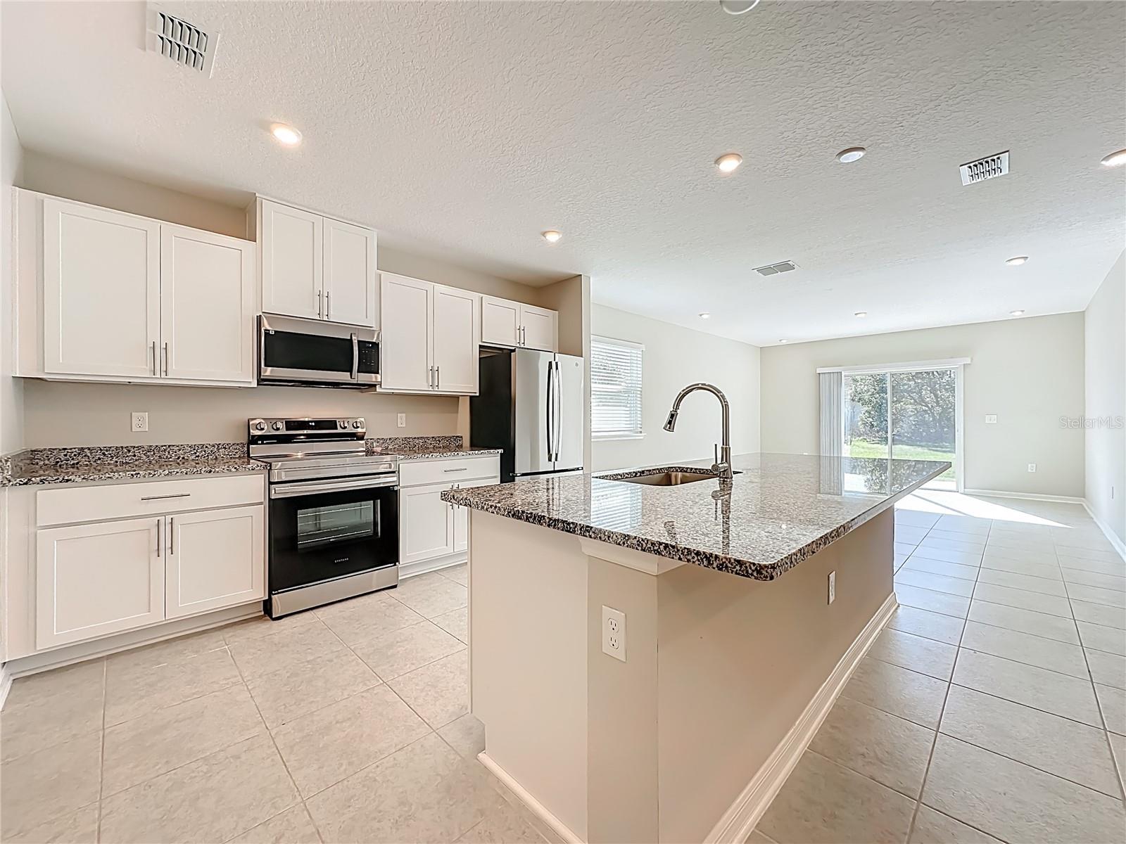 59 Foster Lane, FL