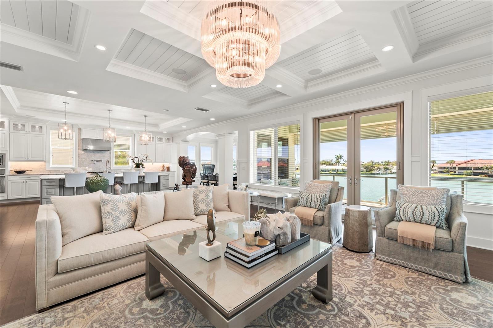 19 Bayfront Court, FL