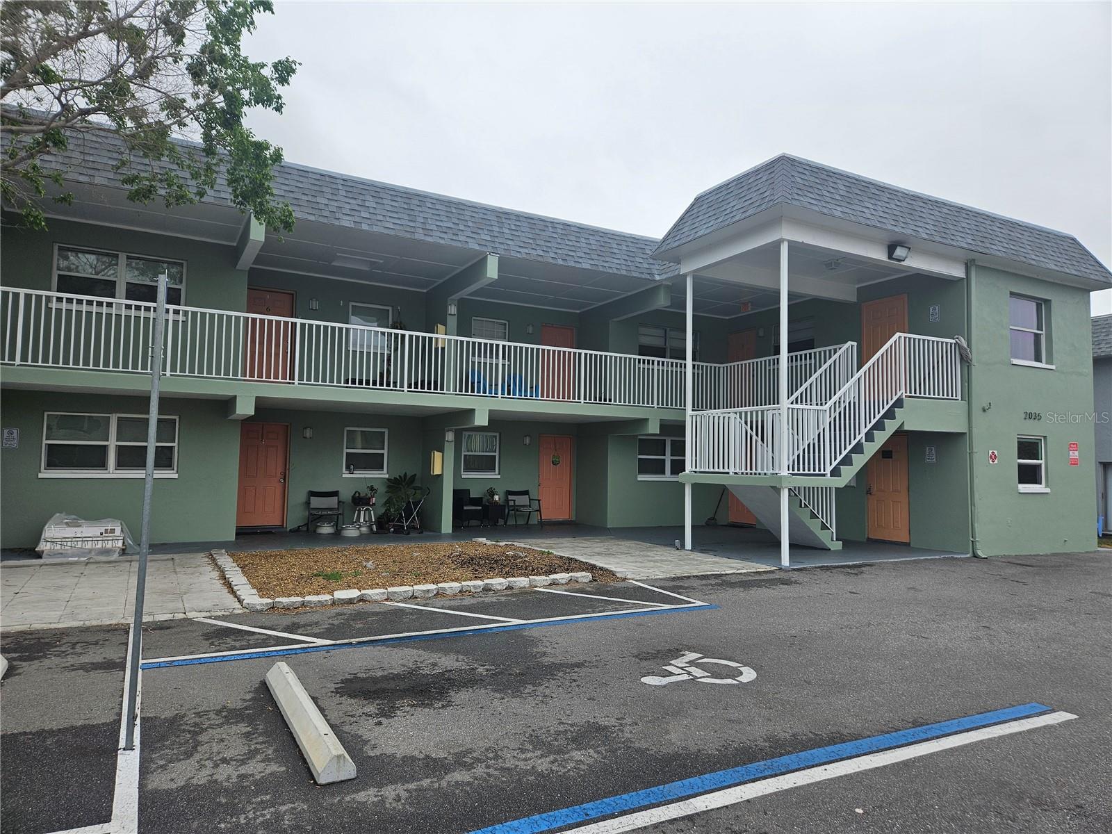 2045 Alpine Road, FL