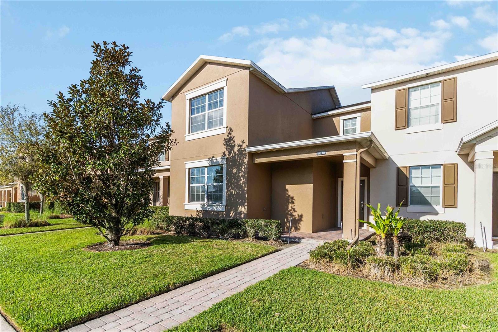 9016 Savannah Magnolia Lane, FL