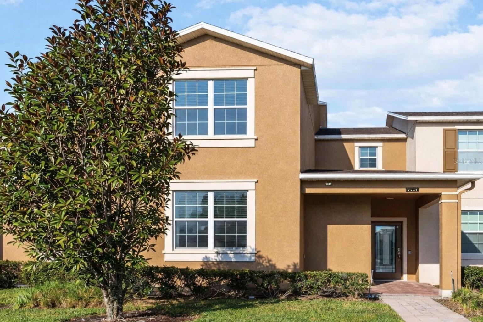 9016 Savannah Magnolia Lane, FL
