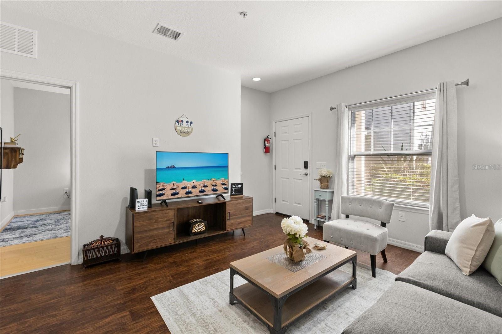 5356 Diplomat Court, FL