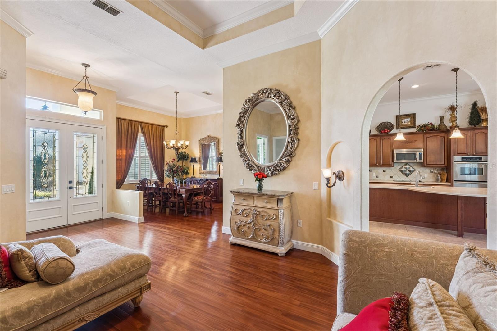 814 Miami Springs Drive, FL