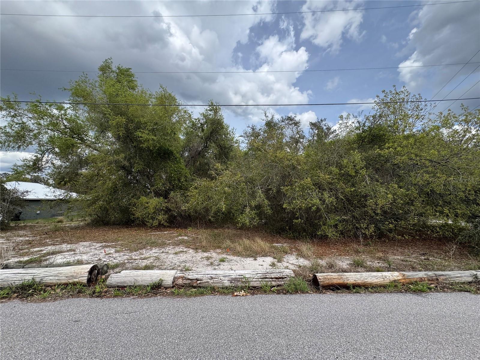 Cedar Cir, FL