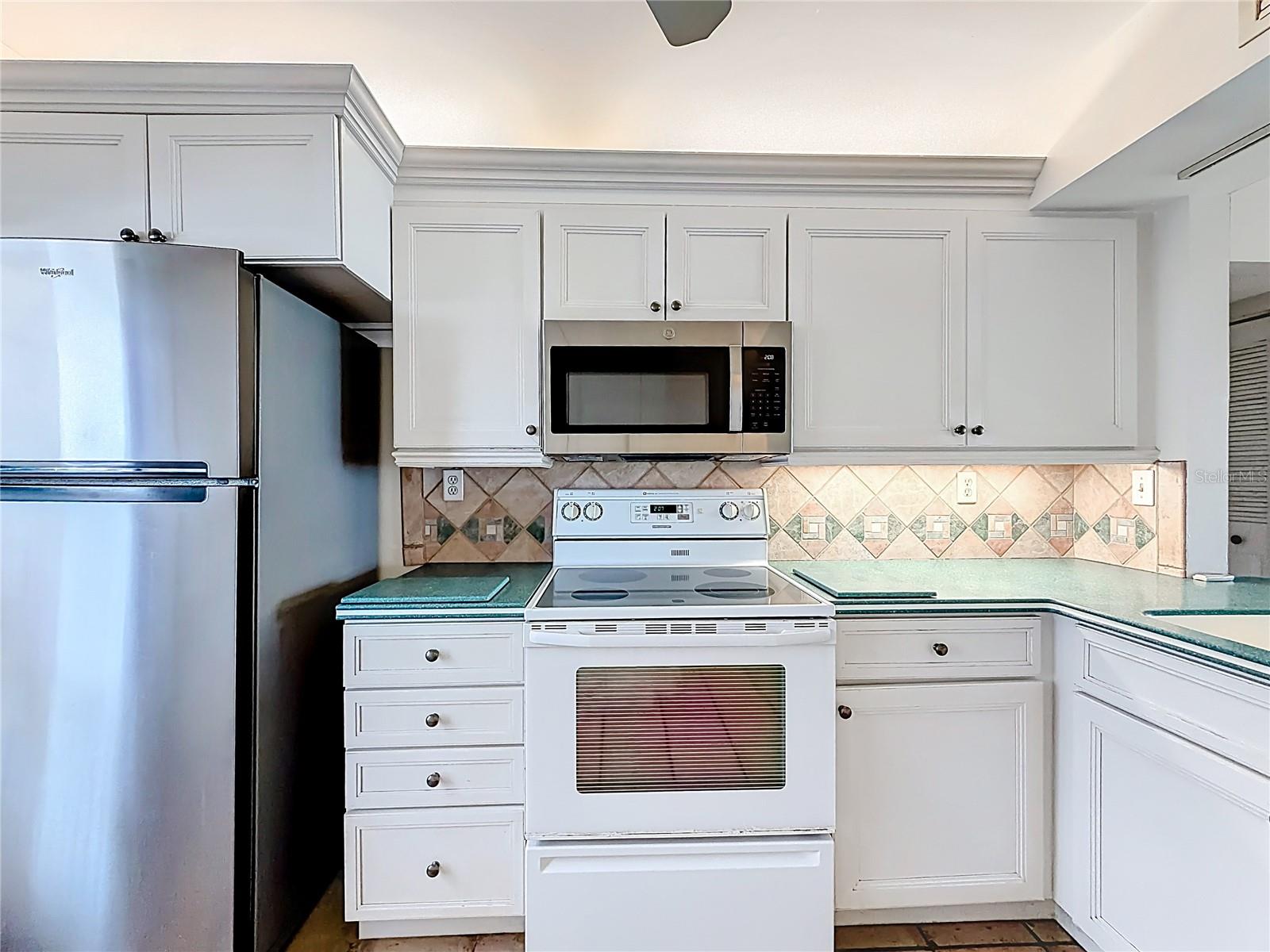 6211 Sun Boulevard, FL
