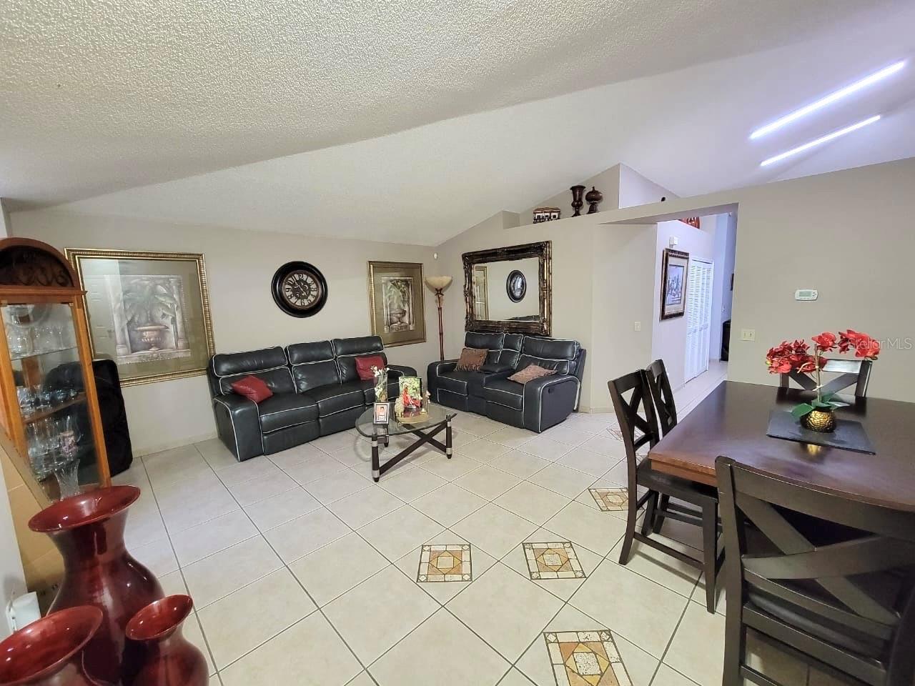1946 Excalibur Drive, FL