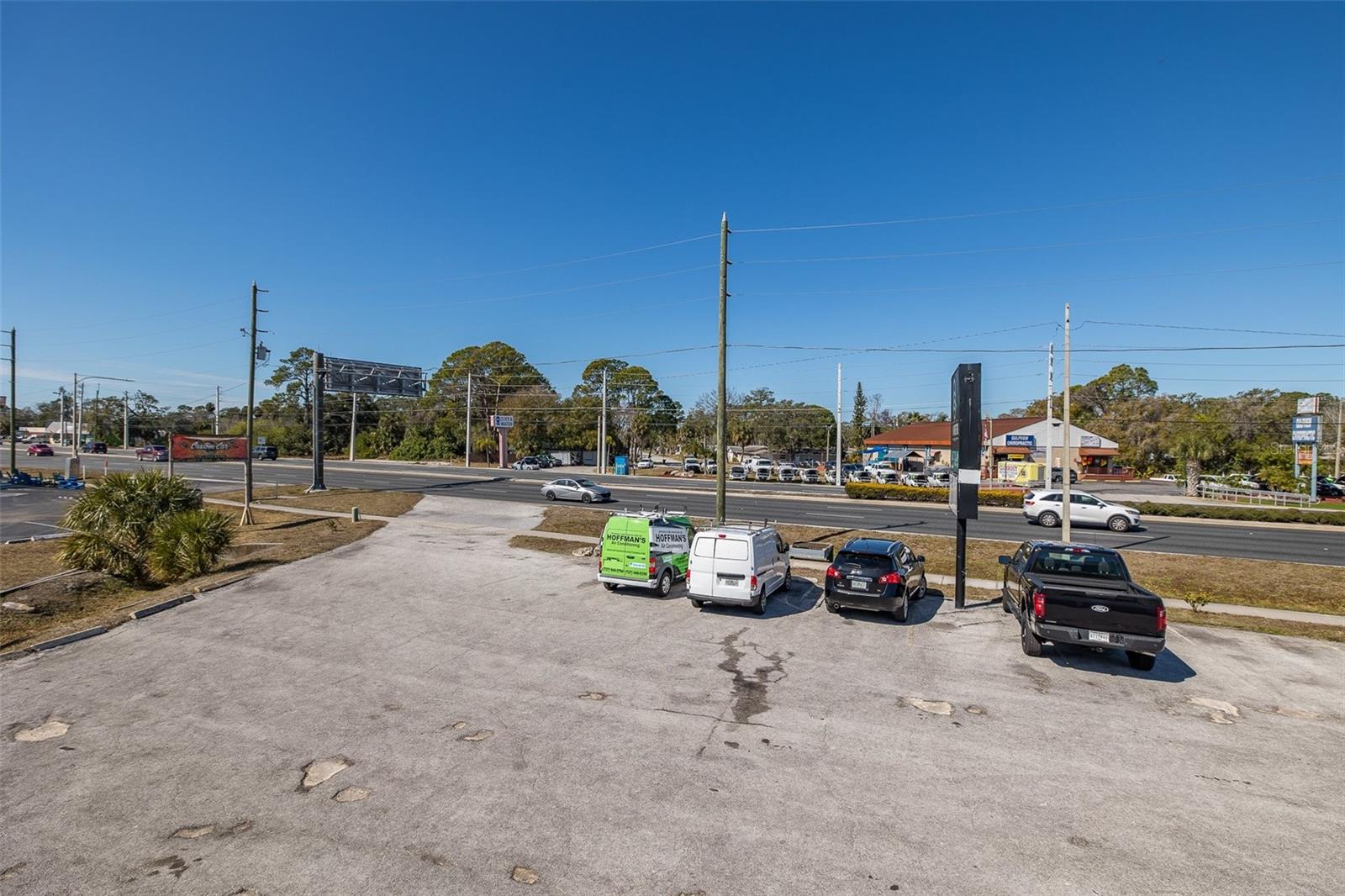 8312 Us Highway 19, FL