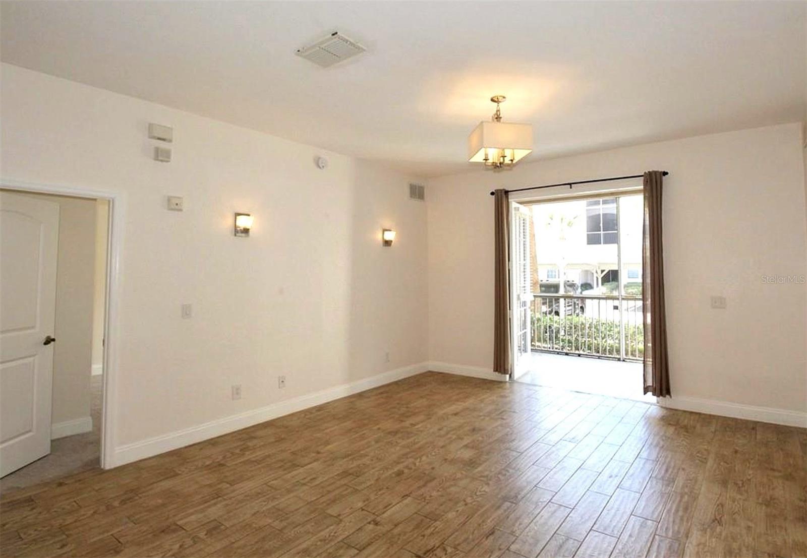 3001 Laurel Park Lane, FL