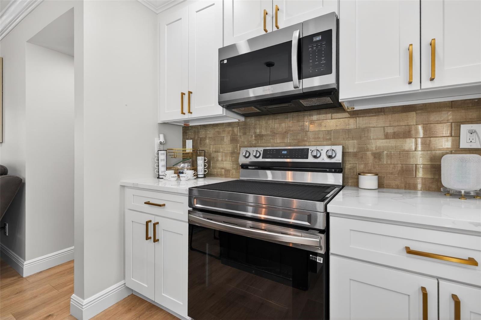 4420 Pompano Drive, FL