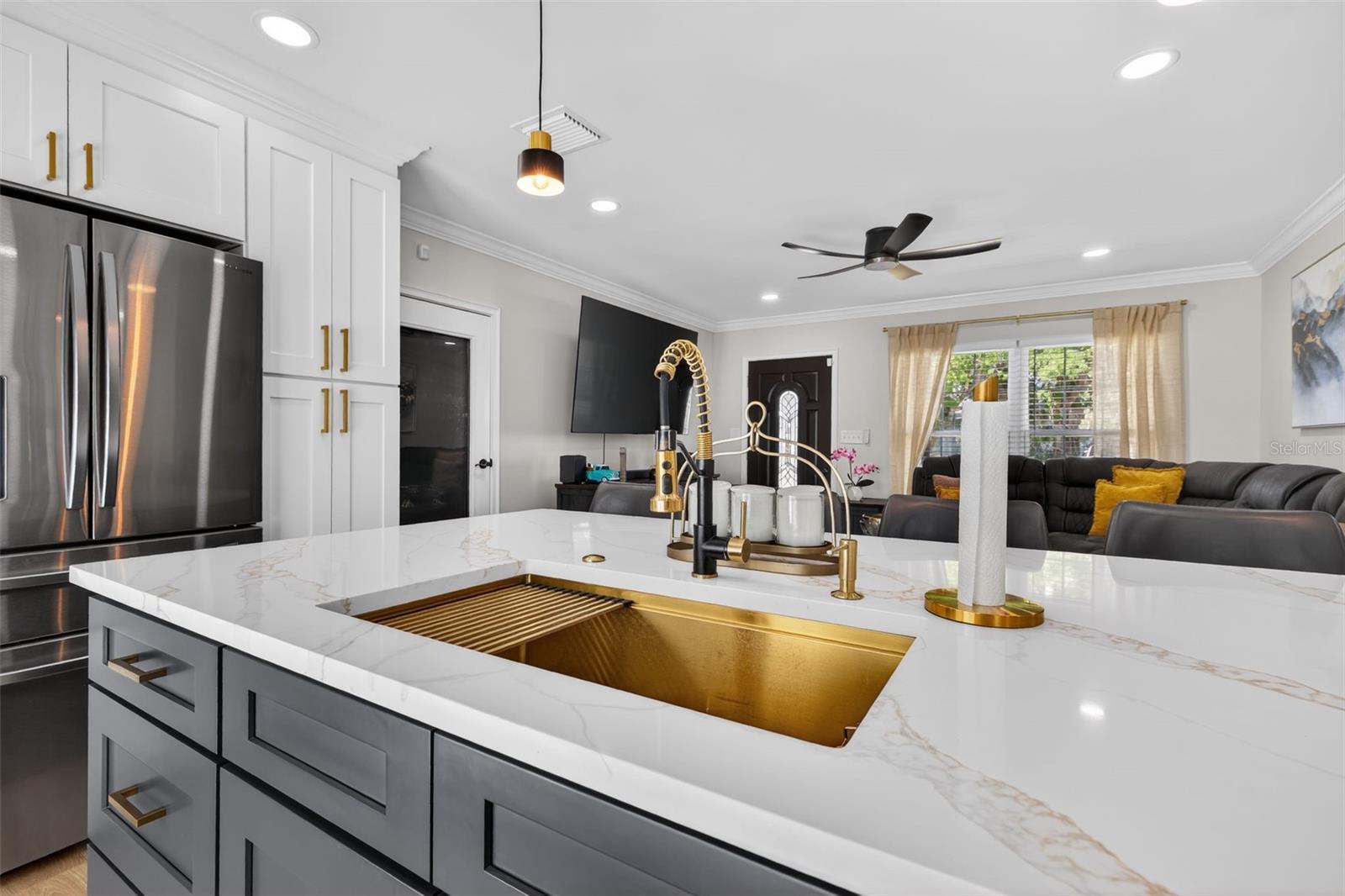 4420 Pompano Drive, FL