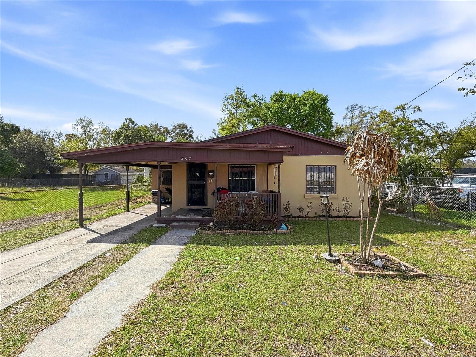 207 Dr Martin Luther King Jr Boulevard, FL