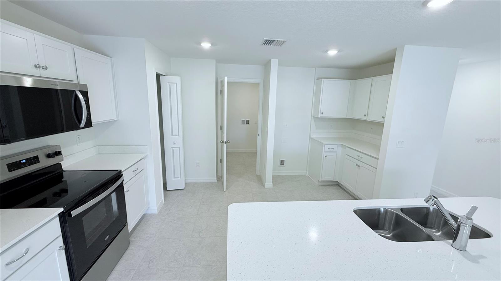 52 Princeton Lane, FL