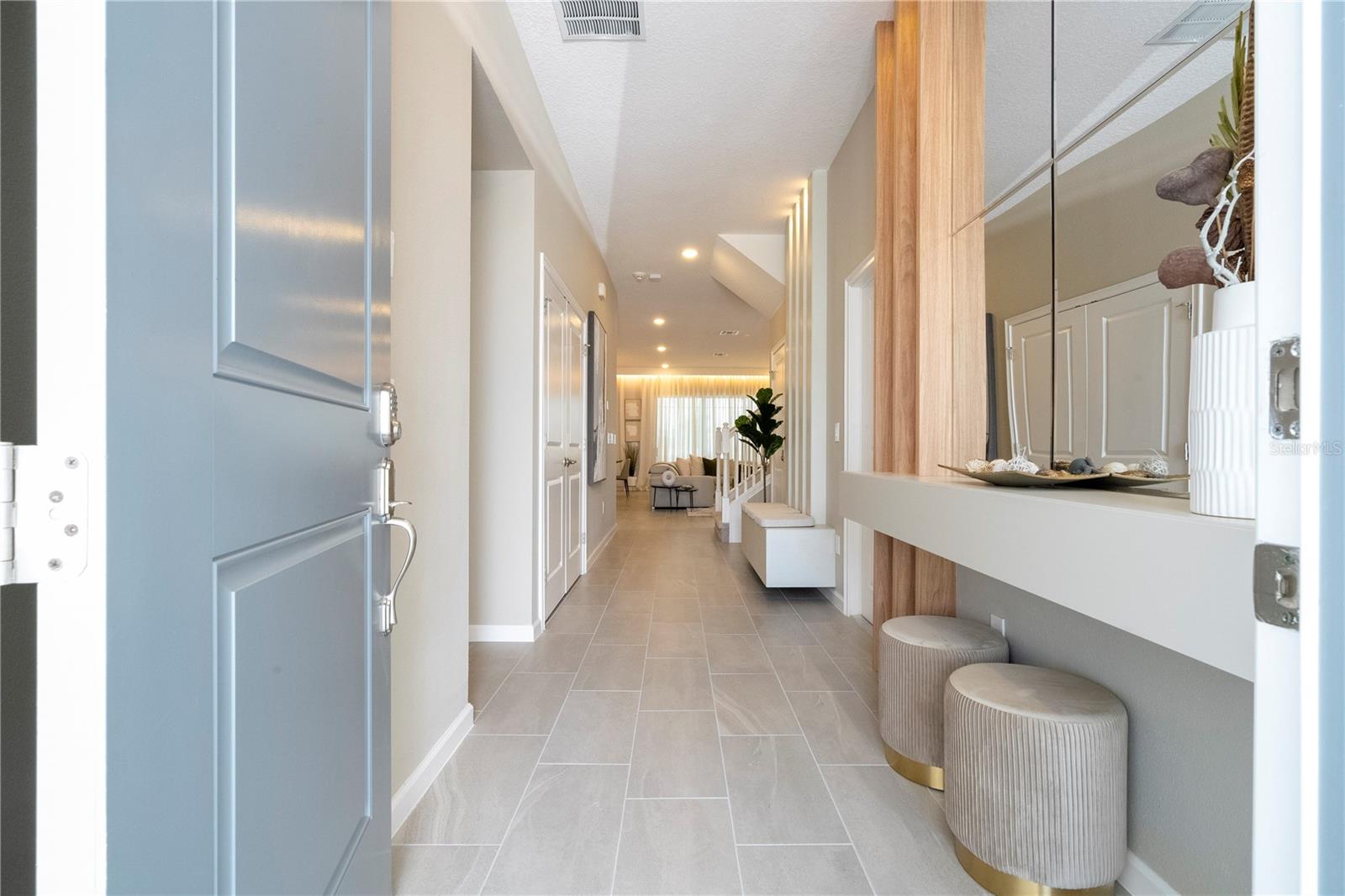 10018 Voyager Way, FL