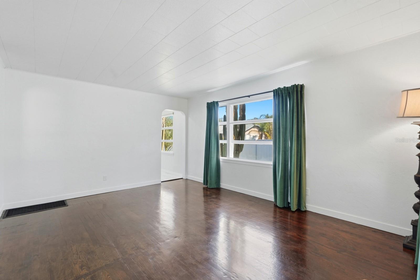 231 Ridgewood Avenue, FL