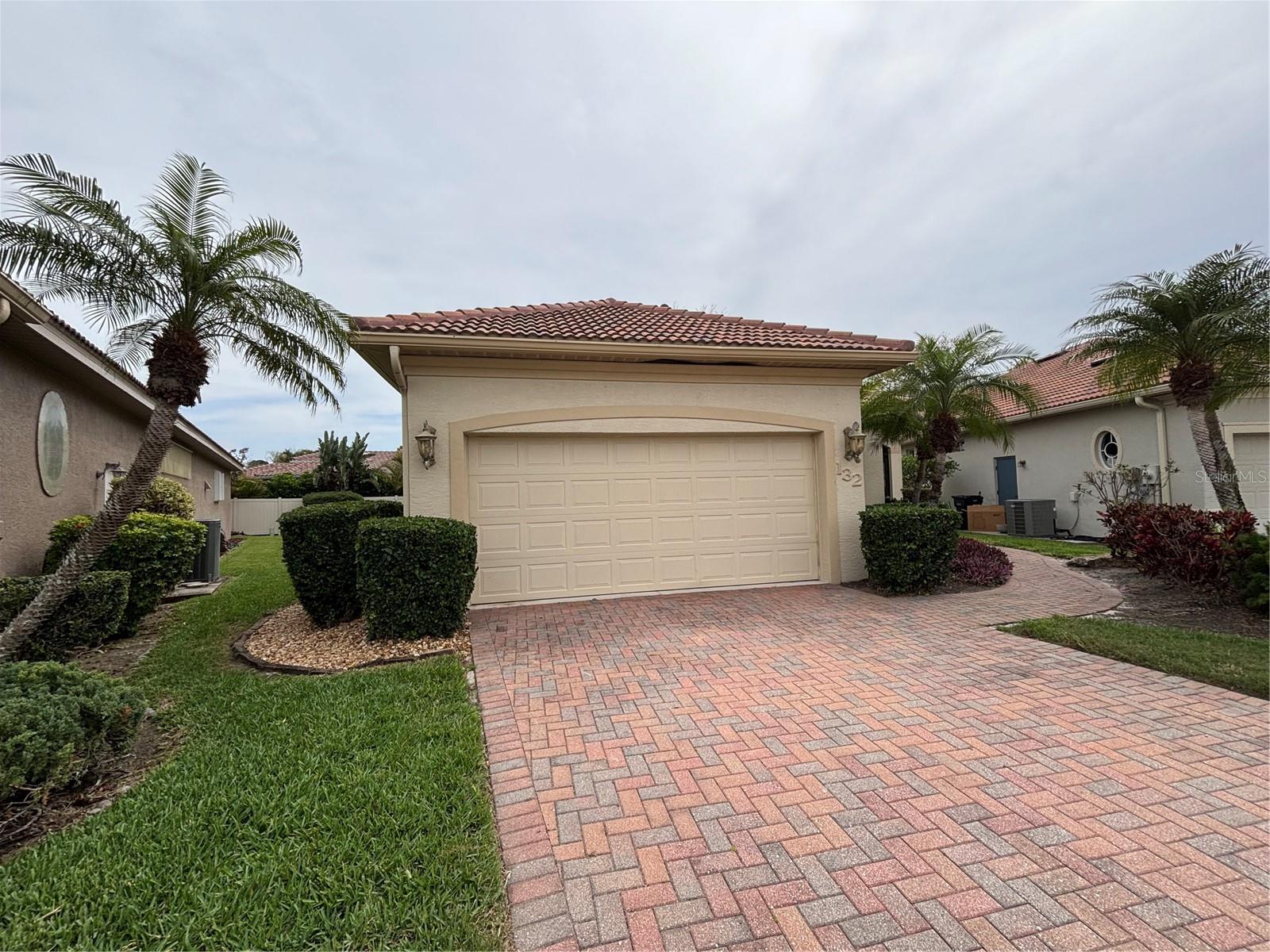 132 Amora Avenue, FL