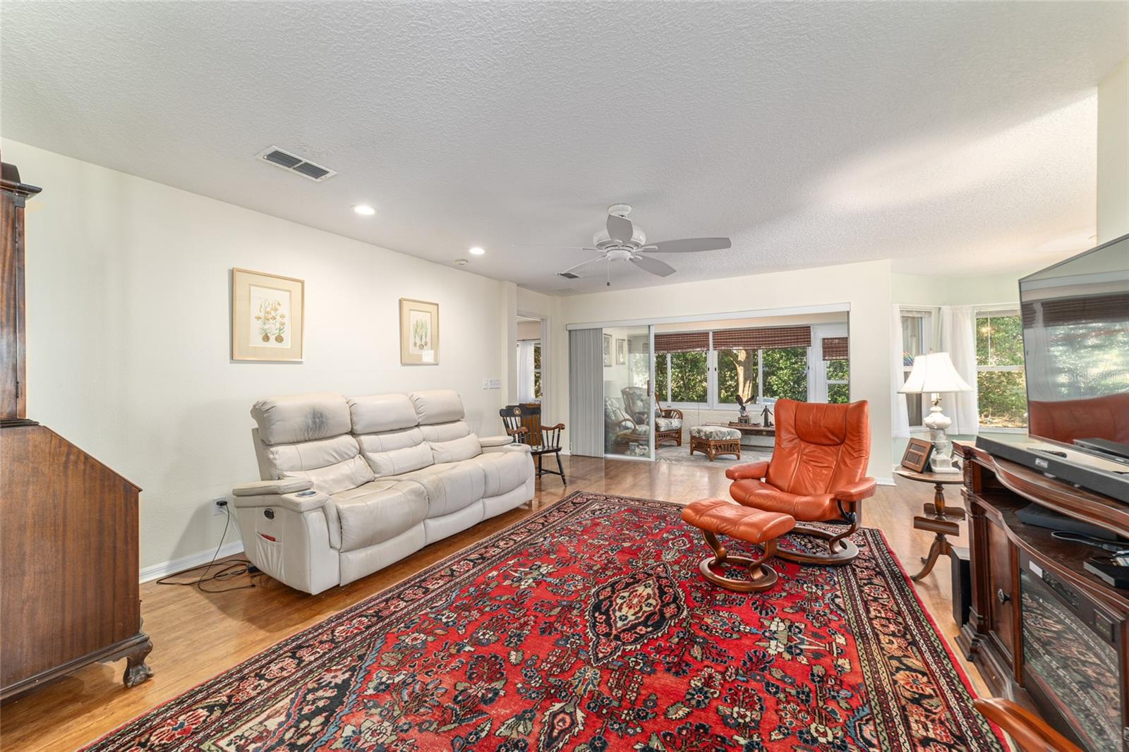 9686 92nd Place Road, FL