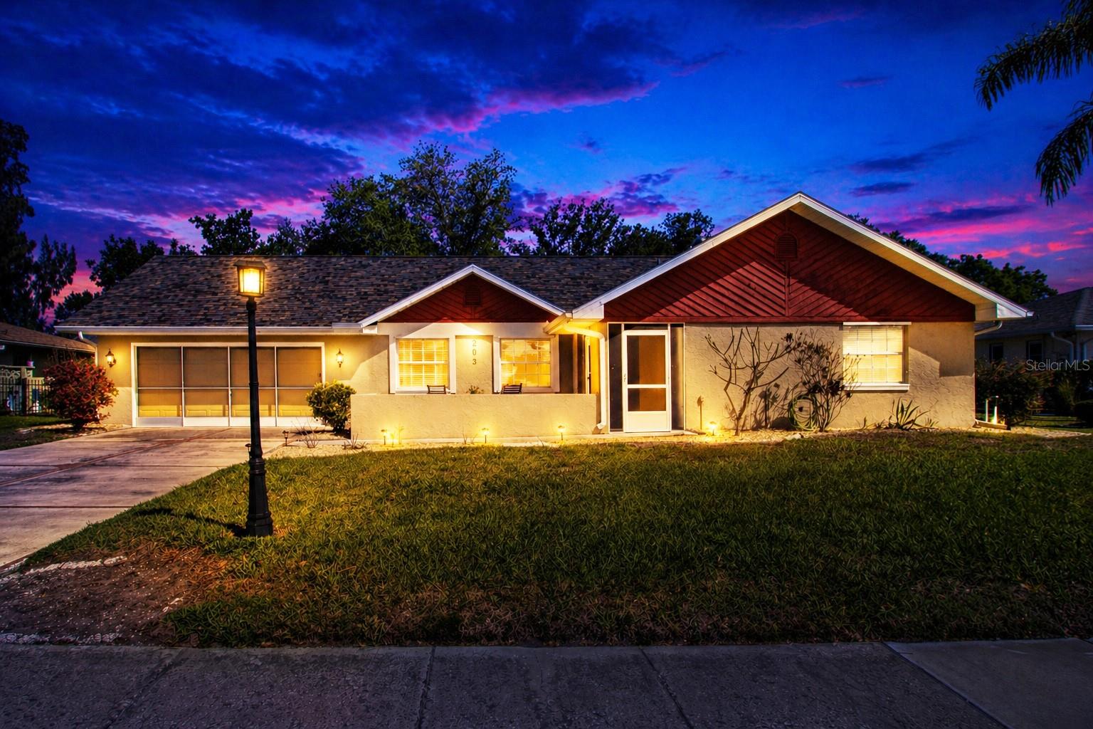 203 Amesbury Circle, FL
