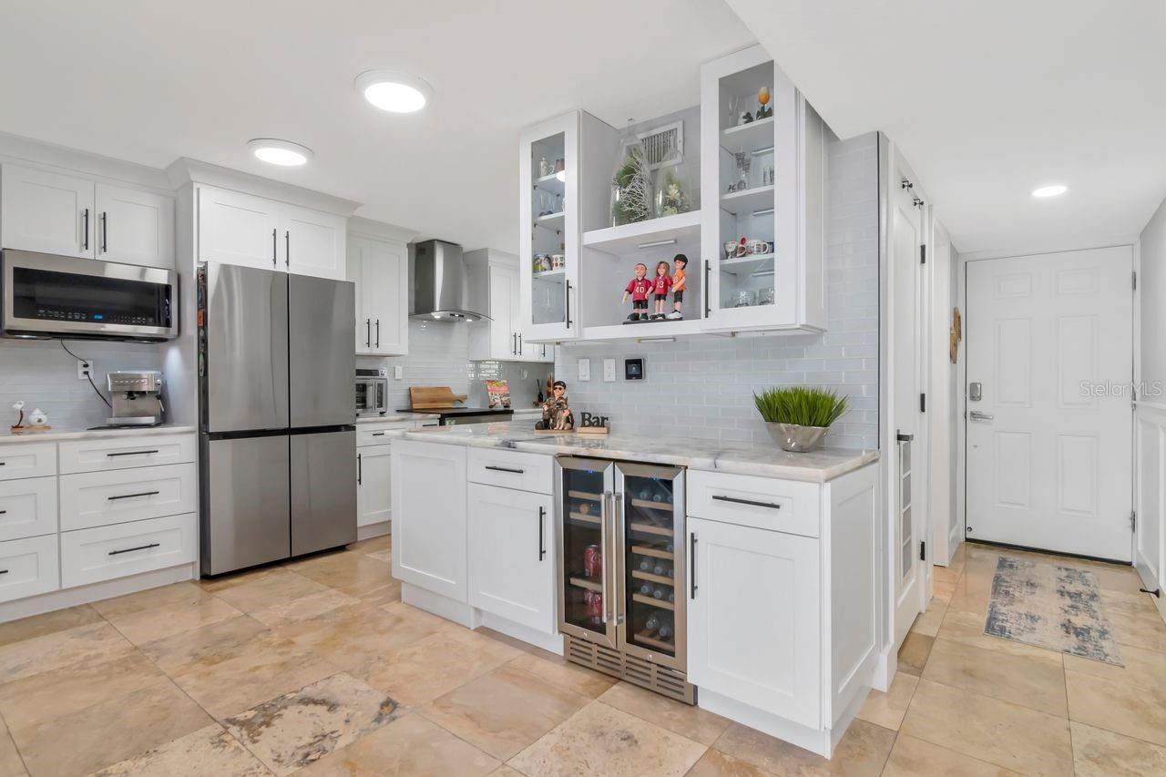 2424 Tampa Bay Boulevard, FL