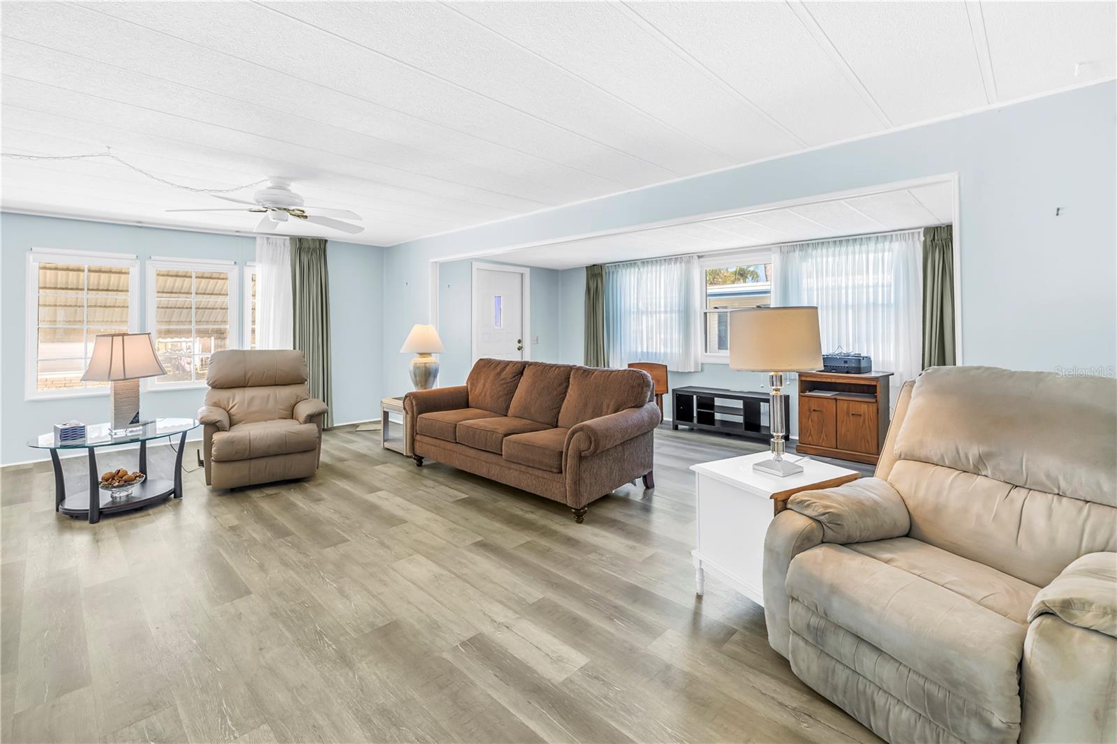 1100 Belcher Road, FL