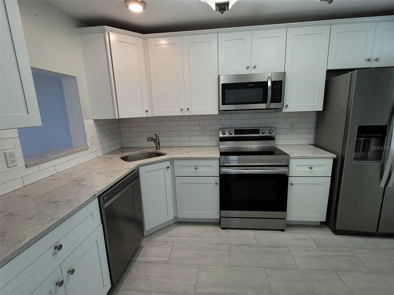 729 Capri Isles Boulevard, FL