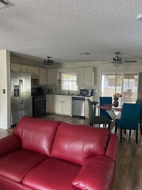 9748 97 Street, FL