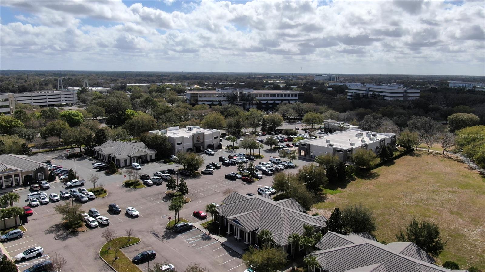 938 International Parkway, FL