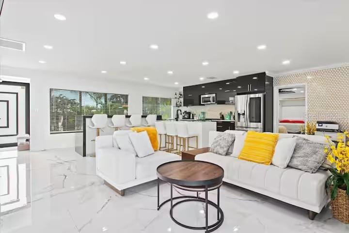 6612 9th Avenue, FL