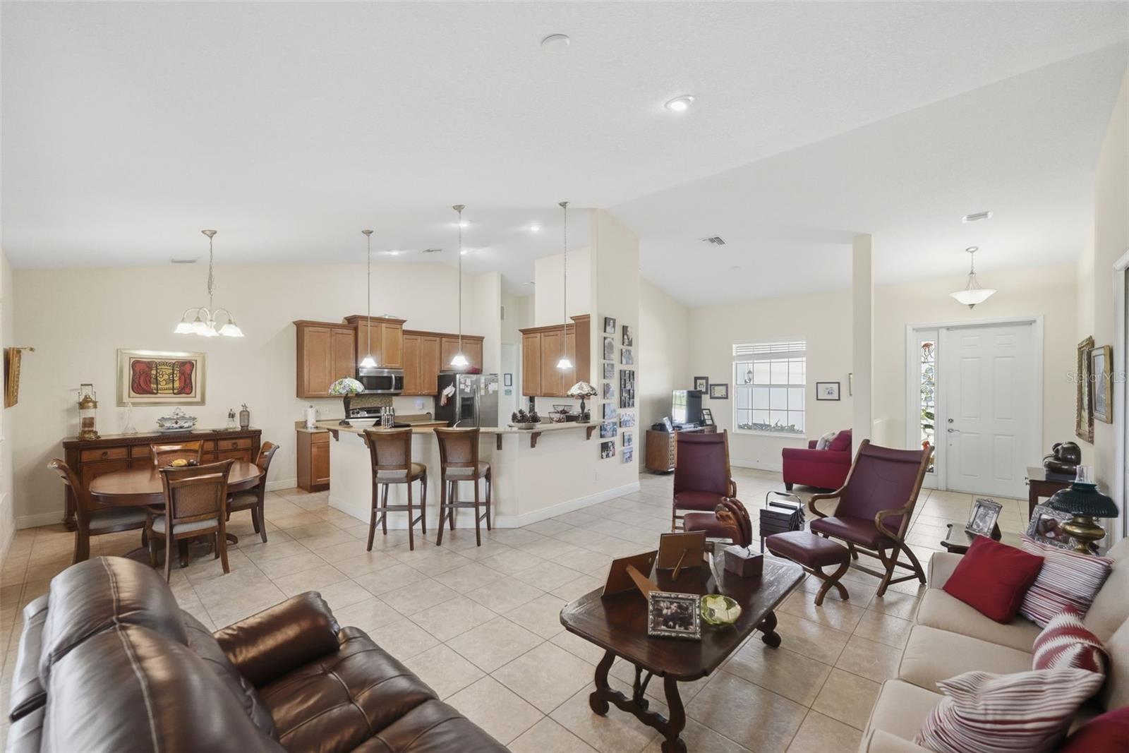 598 Gossamer Wing Way, FL