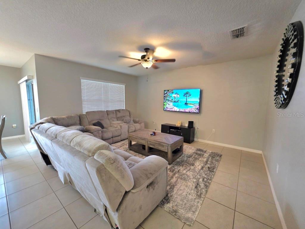 368 Aberdeen Drive, FL