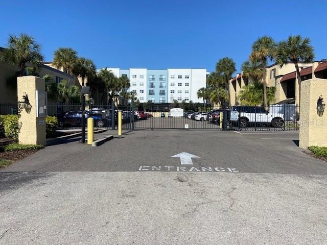 108 Alameda Court, FL