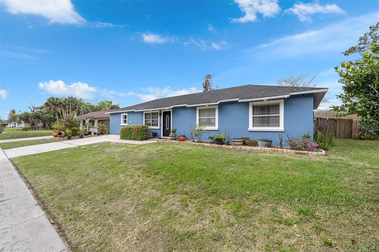 8509 Lyonia Drive, FL