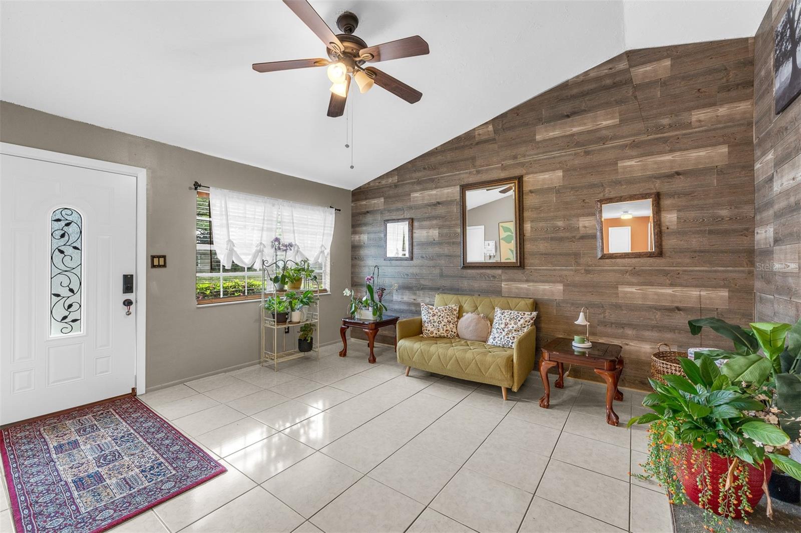 8509 Lyonia Drive, FL