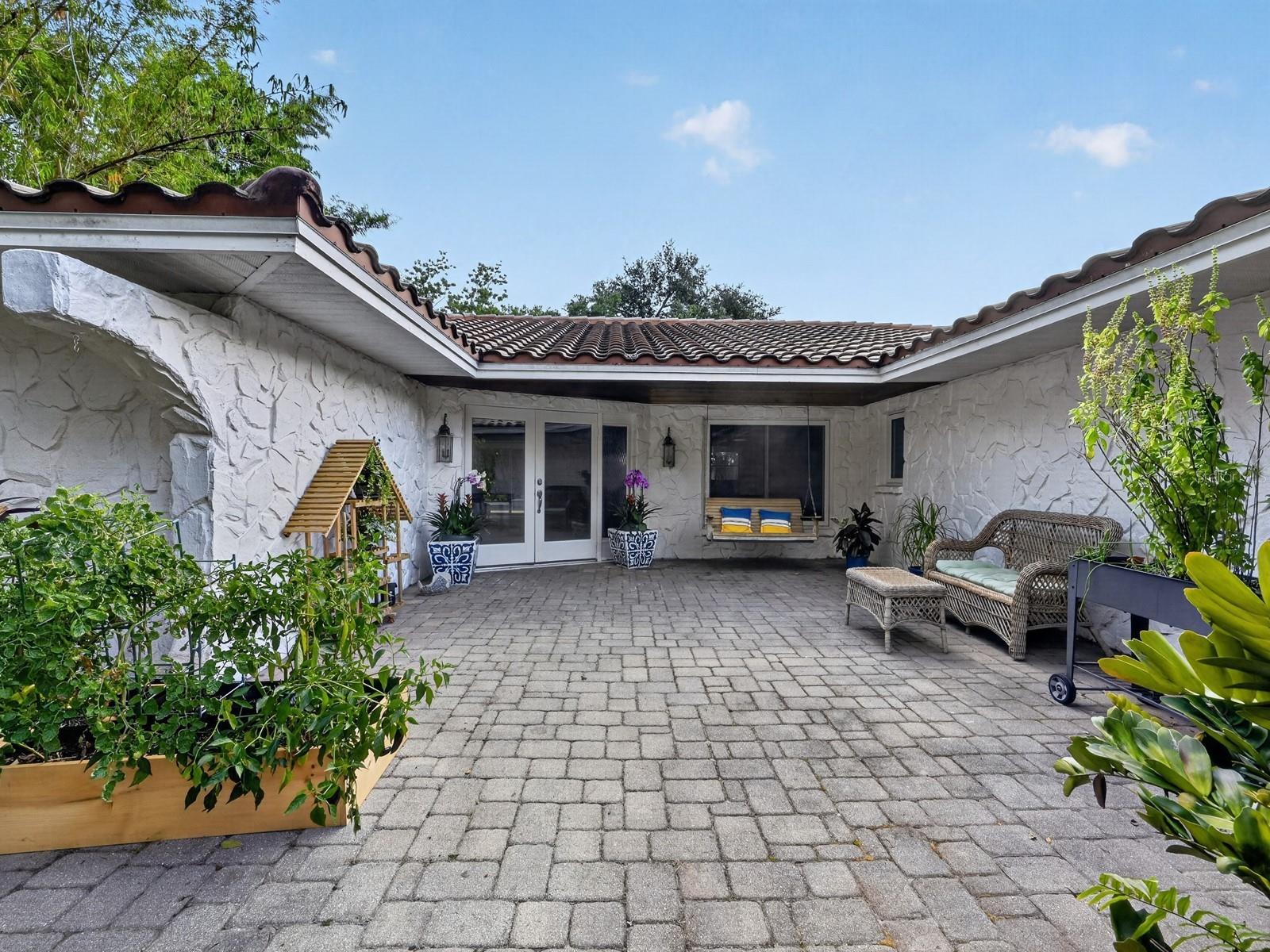 7311 Proctor Road, FL