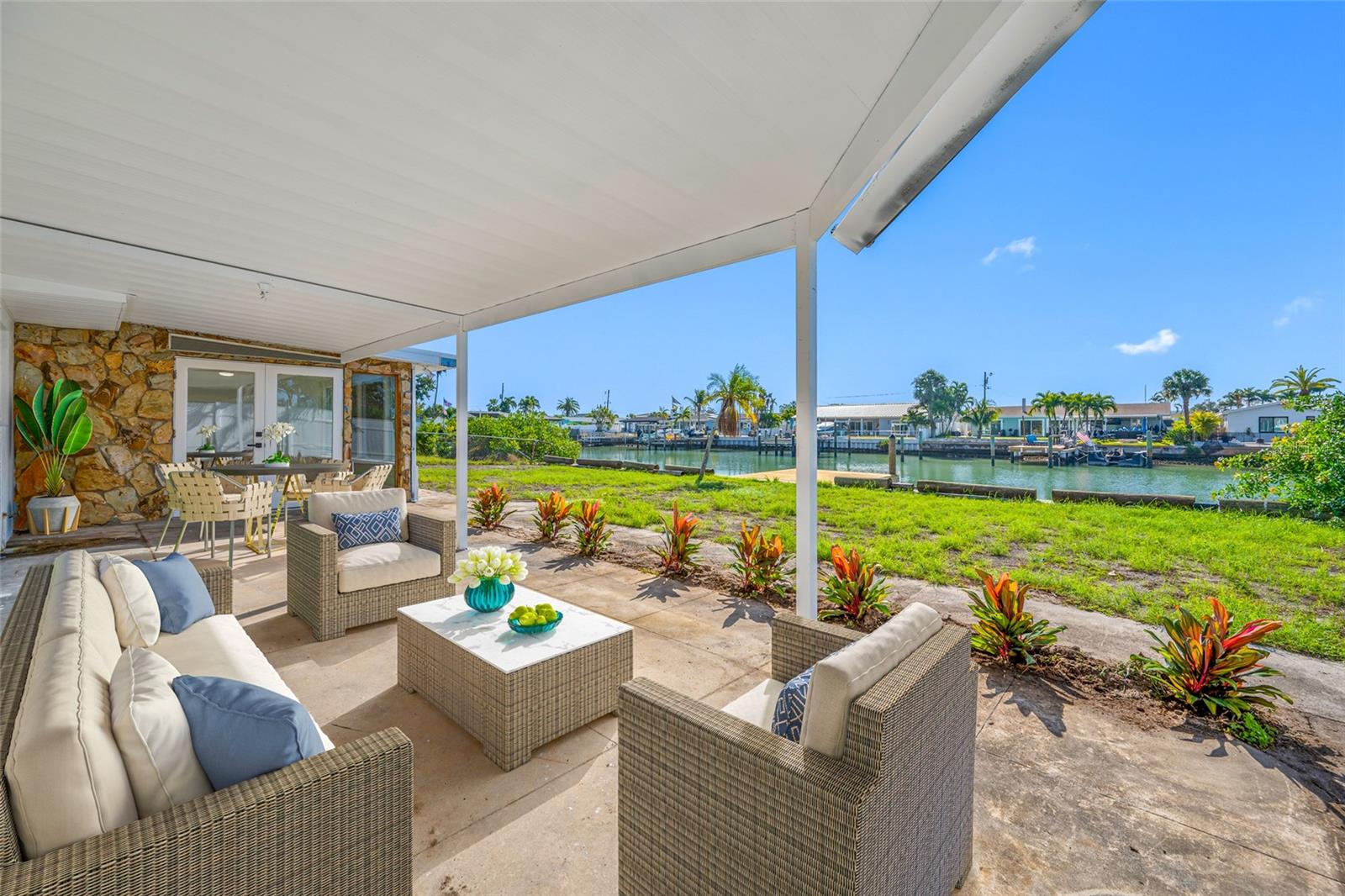 7930 Causeway Boulevard, FL