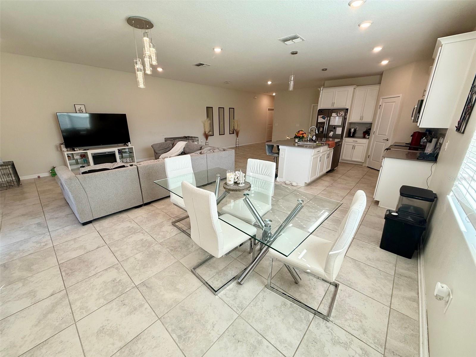 1742 Chatsworth Circle, FL